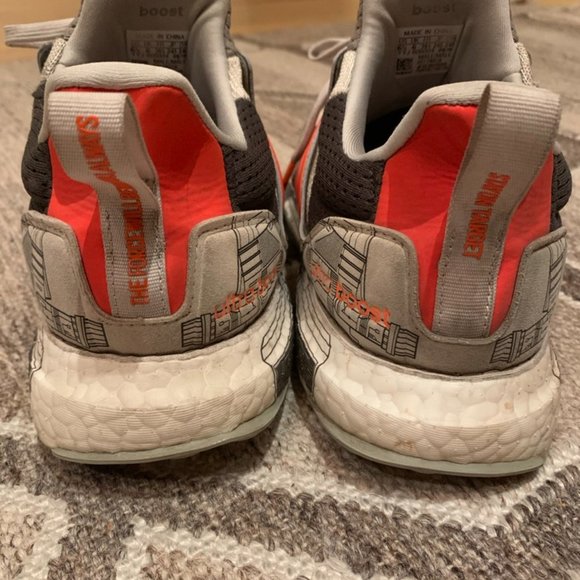 Adidas Ultraboost Unisex Star Wars Sz 6.5 M main image 6
